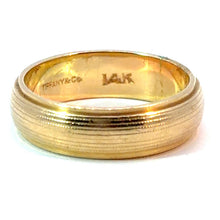 Load image into Gallery viewer, Late 14ktyg Tiffany Wedding Band sz 7.5 w/t Box