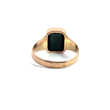 Load image into Gallery viewer, Victorian  Bloodstone Intaglio Cameo Crest Gold ring