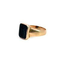 Load image into Gallery viewer, Victorian  Bloodstone Intaglio Cameo Crest Gold ring