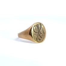 Load image into Gallery viewer, Victorian Signet Monogram Ring