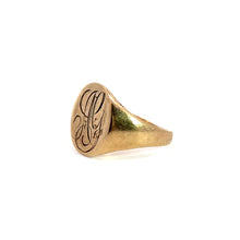 Load image into Gallery viewer, Victorian Signet Monogram Ring