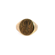 Load image into Gallery viewer, Victorian Signet Monogram Ring