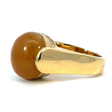 Load image into Gallery viewer, Late Century 18ktyg Honey Jade Diamond Ring